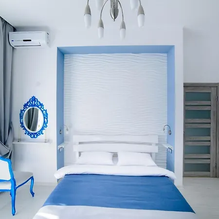 Modern In Old Center Apartment
