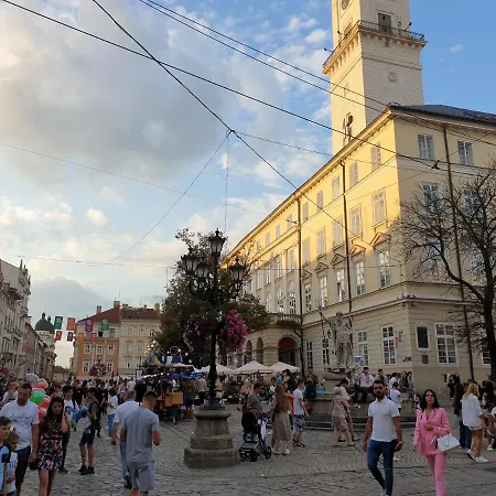 Modern In Old Center Lwów