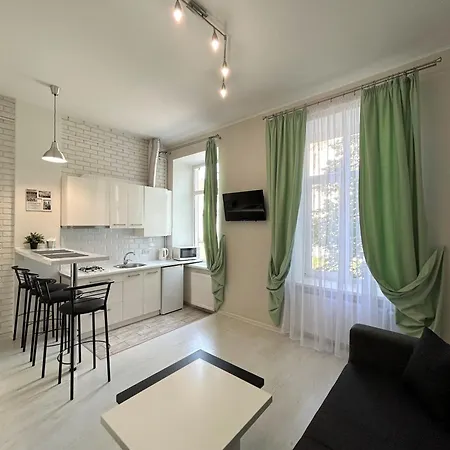 Modern In Old Center Apartament *