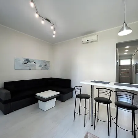 Апартаменти Modern In Old Center Львів