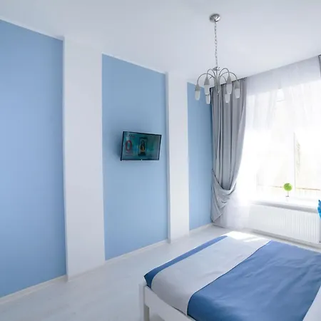 Daire Modern In Old Center Lviv